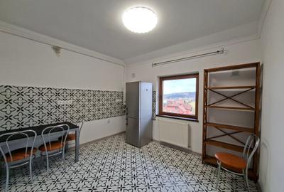 Apartament cu 2 camere în Pietroasa - 10