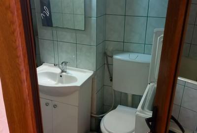 Apartament 2 camere decomandate, etaj intermediar, zona Tractorul - 6