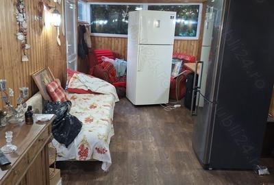 Casă cu 3 camere cu Teren 300 Mp în Republicii - 1