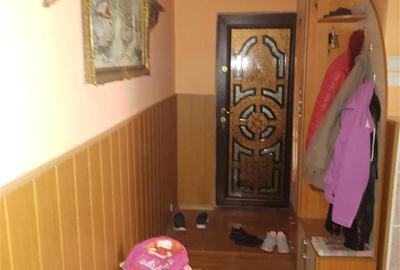 Apartament cu 2 camere decomandat în Petrila - 3