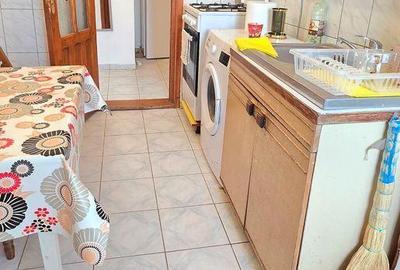 Apartament cu 4 camere decomandat în Alexandru cel Bun - 1