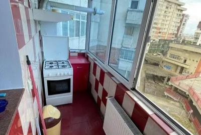 Apartament cu 3 camere decomandat în Central - 1
