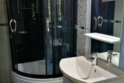 Casă individuală cu 7 camere cu Teren 811 Mp în 1 Mai - 15