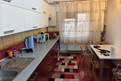 Apartament cu 3 camere decomandat în Central - 6