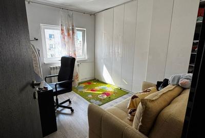 Apartament cu 3 camere decomandat în Central - 8