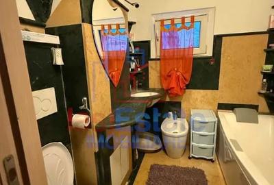Apartament cu 4 camere decomandat în Mircea cel Bătrân - 2