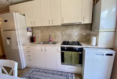 Apartament cu 3 camere semidecomandat, mobilat în Florești - 7