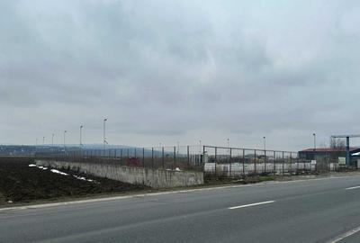 Spațiu comercial, în Central - 3