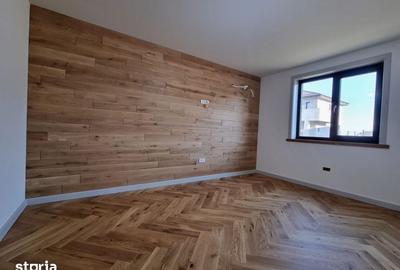 Casă cu 5 camere cu Canalizare în Central - 5