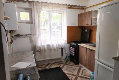 Apartament cu 2 camere semidecomandat, mobilat în Sud - 1