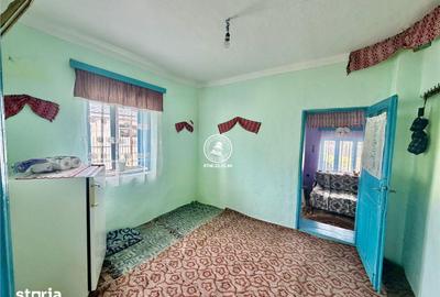 Casă cu 4 camere cu Teren 721 Mp în Bucium - 2