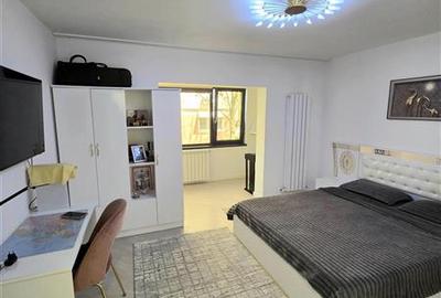 Apartament cu 3 camere semidecomandat, mobilat în Inel I - 20