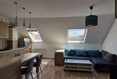 Proprietar, vând apartament 2 camere, mansarda, în zona Edgar Quinet - Mănăștur