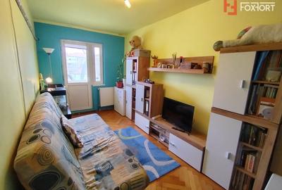 Apartament cu 4 camere semidecomandat, mobilat în Spitalul Județean - 2