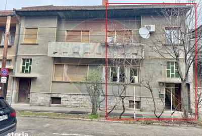 Casă cu 4 camere cu Teren 300 Mp în Ultracentral