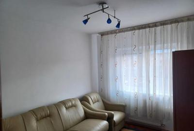 Apartament cu 3 Camere Decomandate Zona Obcini - 6