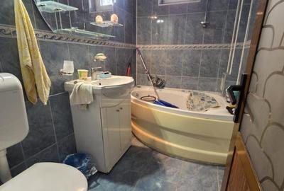 Apartament cu 3 camere semidecomandat în Ultracentral - 9