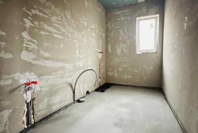 Casă cu 6 camere în Paleu