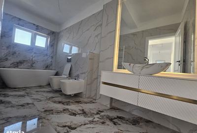 Casă cu 4 camere cu Teren 350 Mp în Rediu - 11