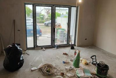 Casă cu 4 camere în Domnești