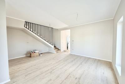 Duplex cu 4 camere cu Canalizare în Moșnița Nouă - 3