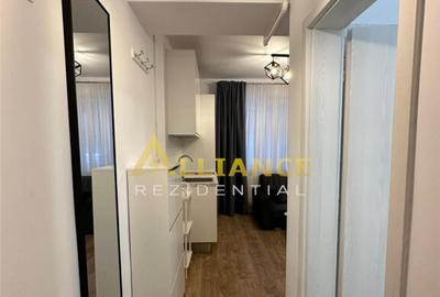 Garsonieră decomandată în Central - 11