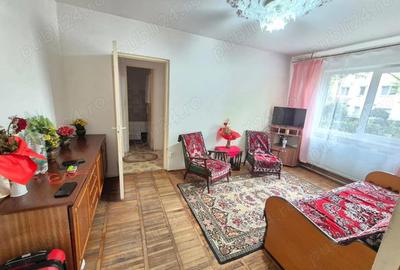 Vanzare apartament 2 camere semidecomadat zona Florilor str. Mimozei Vanzare apartament 2 camere semidecomadat zona Florilor str. Mimozei - 6