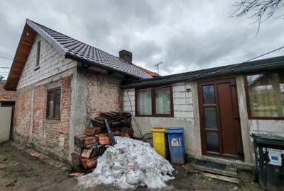 Casă cu 2 camere în Petros