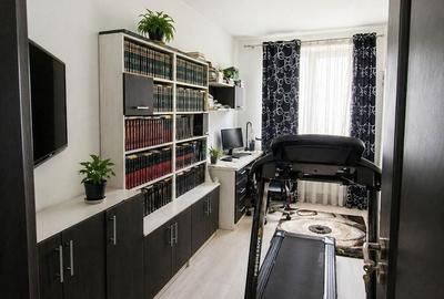 Apartament cu 3 camere decomandat în Central - 2