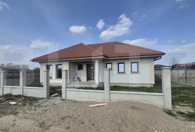 Casă cu 4 camere cu Teren 570 Mp în Central - 2