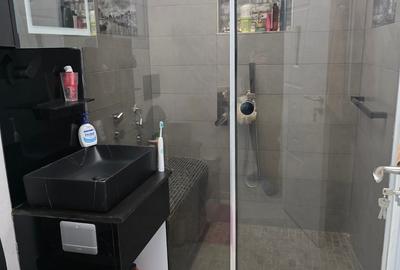 Apartament cu 3 camere semidecomandat, mobilat în Titan - 14