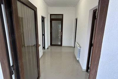 Casă cu Teren 750 Mp în Strejnicu - 2