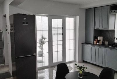 Casă cu 2 camere cu Teren 450 Mp în Hemeiuș - 2