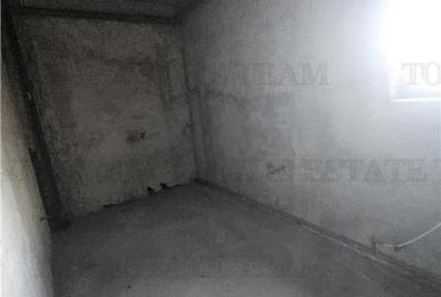 Vila spatioasa 11 camere la gri in centru Pitesti - 7