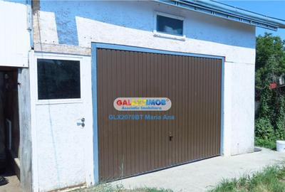 Curtesti, Botosani , Teren generos cu casa si anexa! - 2