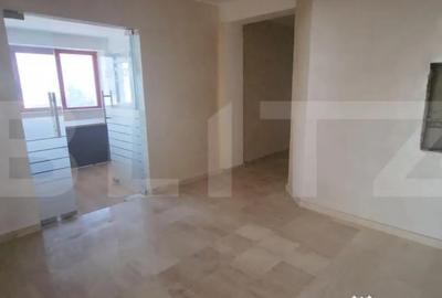 Spațiu comercial, de 130 mp, în Central - 2