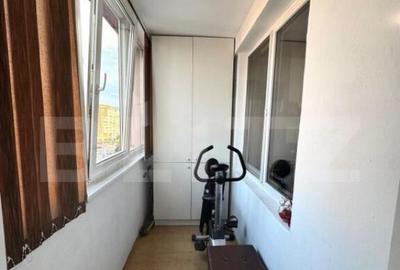 Apartament 3 camere,Decomndat, de vanzare - 1