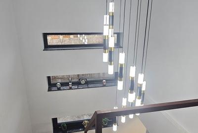 Casă cu 4 camere în Central - 3