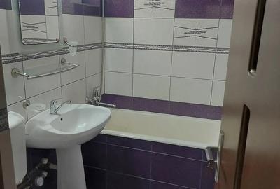 Inchiriez apartament 3 camere decomandate Inchiriez apartament 3 camere decomandate - 2