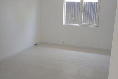 Casă cu 3 camere cu Teren 400 Mp în Bălăceanca - 2