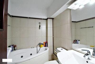 Apartament cu 3 camere decomandat în Tomis II - 3