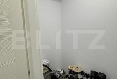 Vanzare/Schimb Apartament 3 camere, etaj intermediar, 72 mp in Tractorul - 12