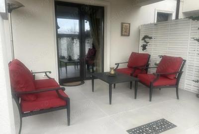 Casă cu Teren 220 Mp în Dumbrăvița