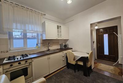 Garsonieră decomandată în Central - 3