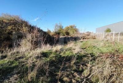 Teren de 3081 mp, în Central