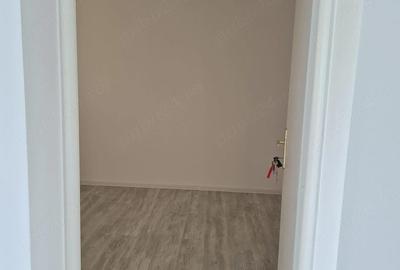 Casă cu Teren 1800 Mp în Brădești - 3