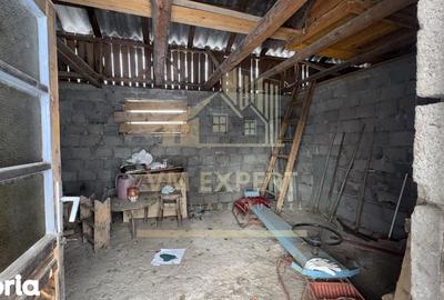 Casă cu 4 camere cu Teren 3038 Mp în Mălureni - 11
