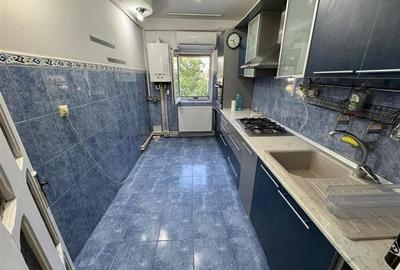 Apartament 3 camere, etaj 2, mobilat , zona Pompieri - Centru