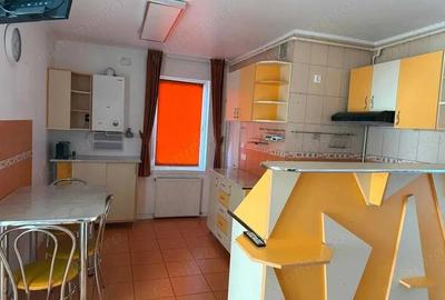 Apartament cu 3 camere decomandat în Tudor - 5