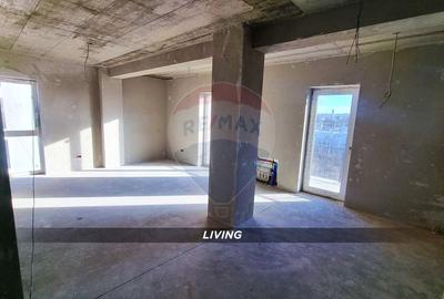 Apartament cu 3 camere decomandat în Orașul Vechi - 2